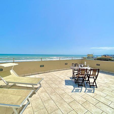 Hotel Avana Fronte Mare Riccione Luaran gambar