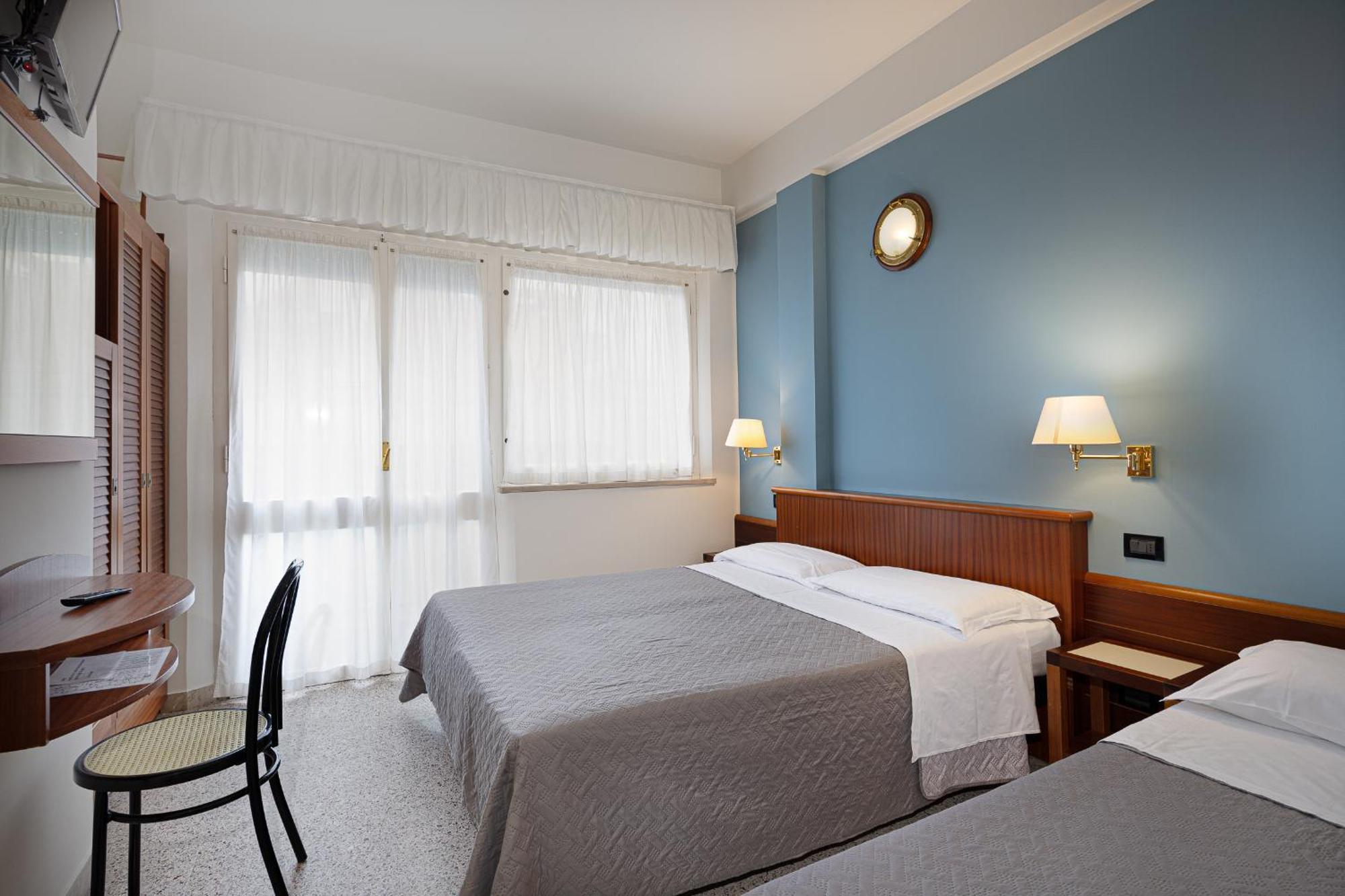 Hotel Avana Fronte Mare Riccione Luaran gambar