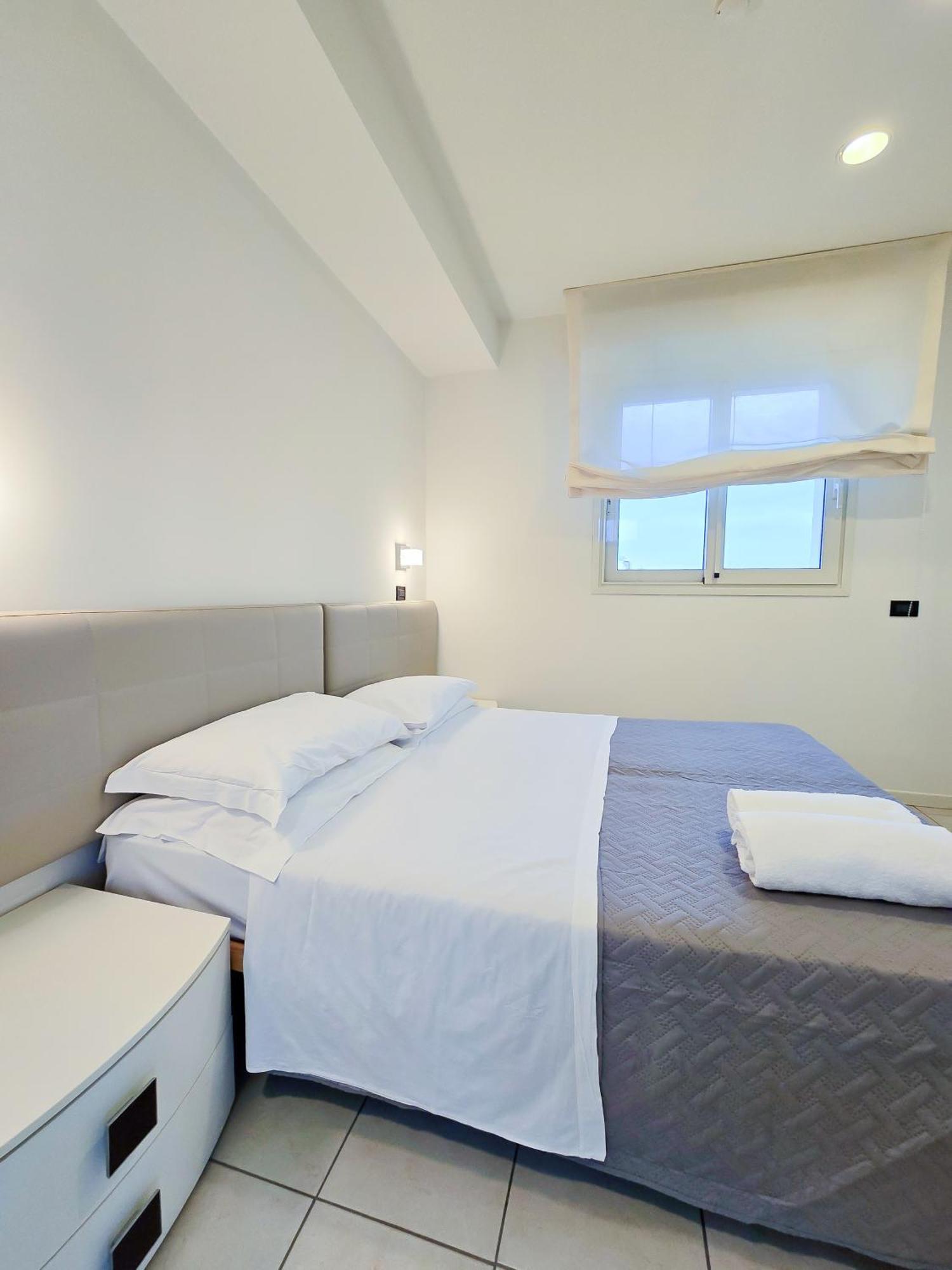 Hotel Avana Fronte Mare Riccione Luaran gambar