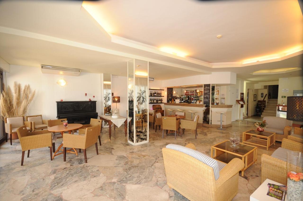 Hotel Avana Fronte Mare Riccione Luaran gambar