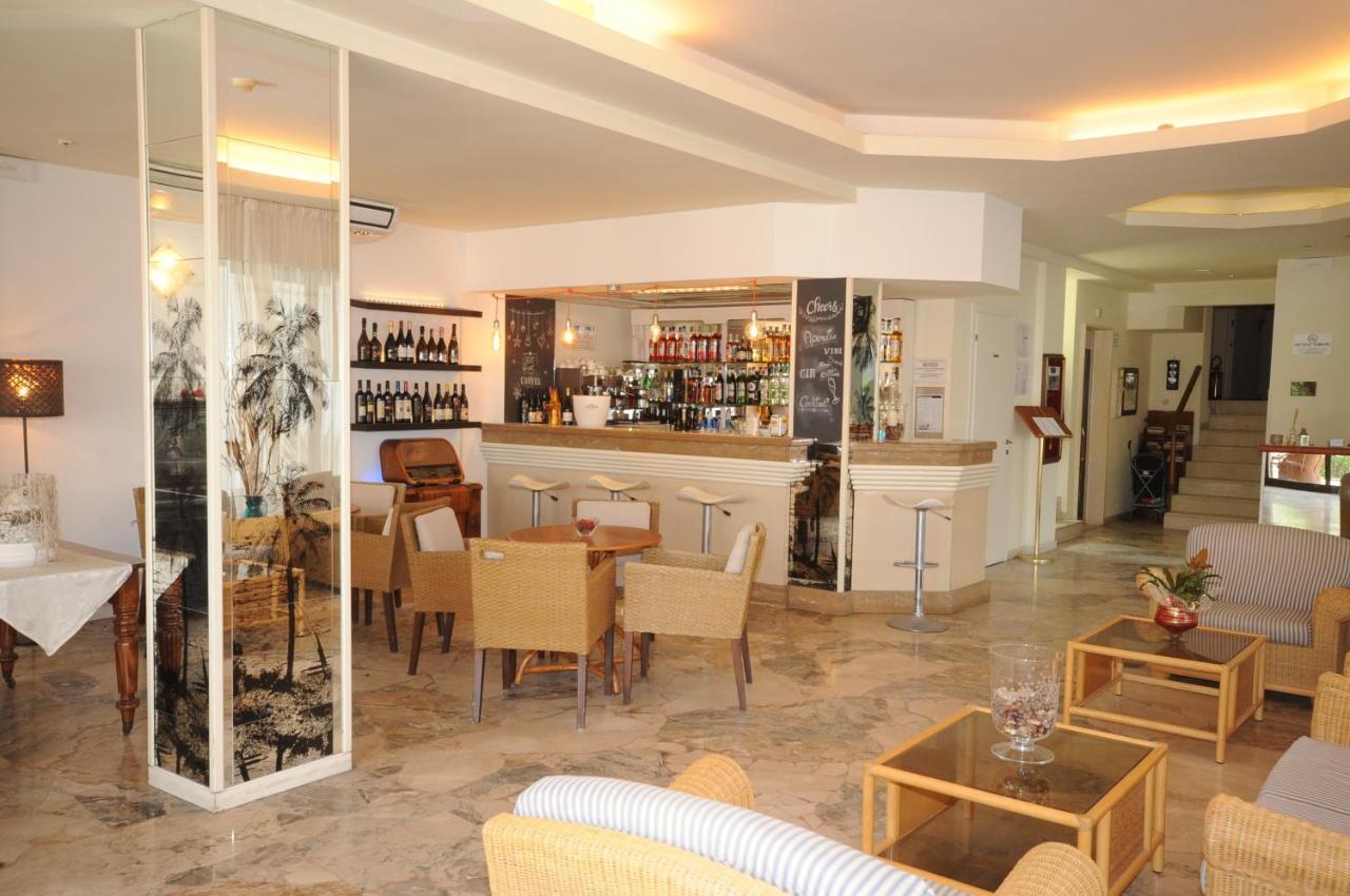 Hotel Avana Fronte Mare Riccione Luaran gambar